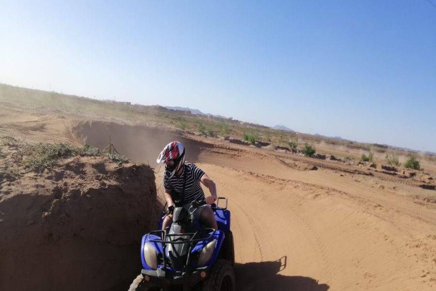 Passeio de quadriciclo no Palmeraie de Marrakech