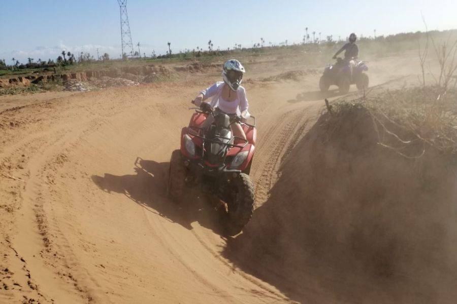 Passeio de quadriciclo no Palmeraie de Marrakech