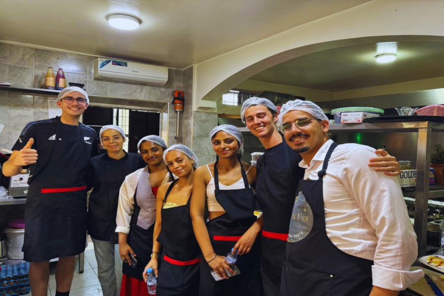 Aula de culinária marroquina Marrakech no Chouf l'Or com retirada