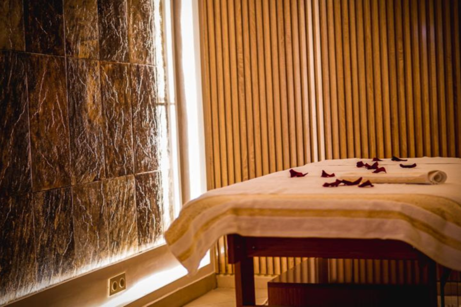 Experiência romântica de spa com jantar no restaurante Chouf L'Or