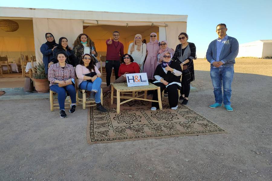 Passeio de Camelo ao Pôr-do-Sol no Deserto de Agafay e Jantar em Chouf L'Or em Marraquexe