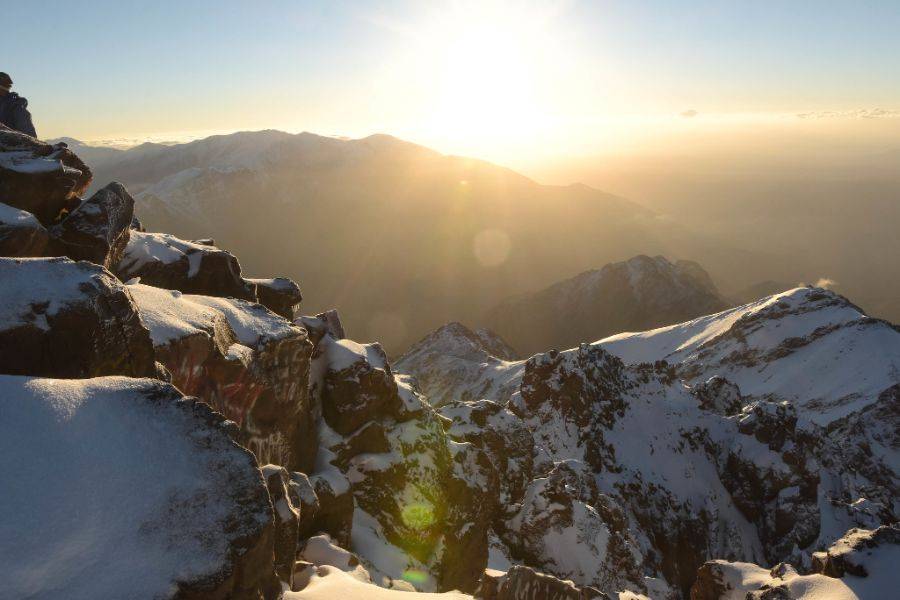 2 dias de caminhada na montanha Toubkal