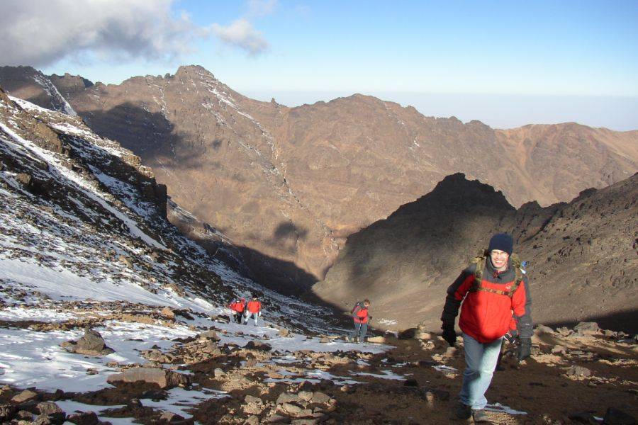 2 dias de caminhada na montanha Toubkal
