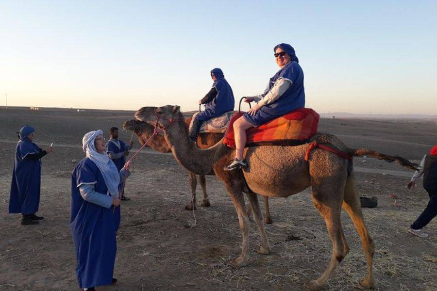 Excursão noturna no deserto de Agafay por 2 dias