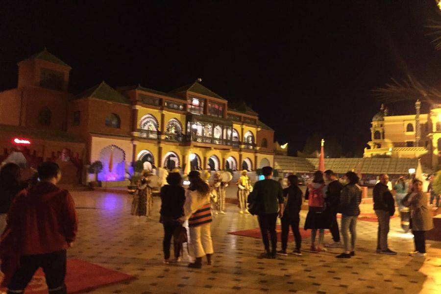 Delicioso jantar com o Histórico Fantasia e Show de Dança