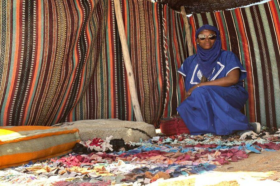 Quadriciclo, passeio de camelo e jantar no deserto rochoso de Agafay