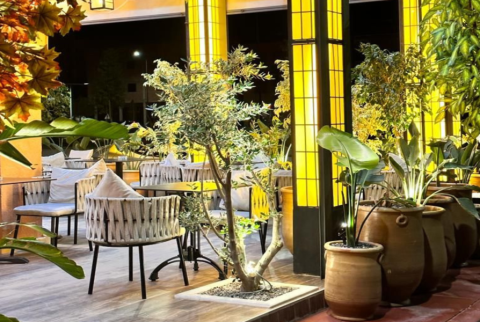 Experiência de jantar no restaurante marroquino Chouf L'Or com recolha de passageiros