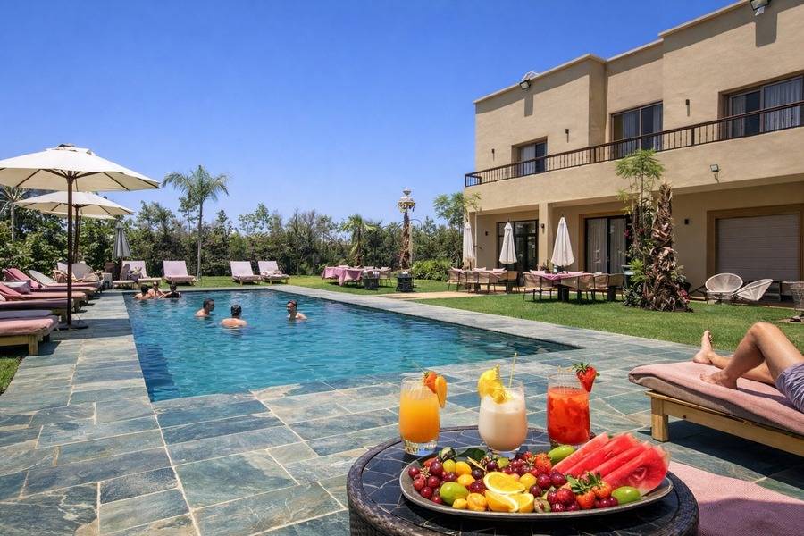Marraquexe: Passeio de Balão ao Nascer do Sol, Dia de Piscina e Almoço